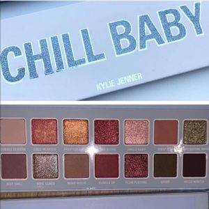 Kylie Chill Baby Pressed Powder Palette